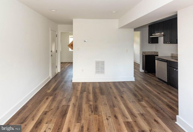 5024 H ST SE, Washington, DC 20019
