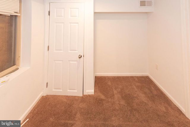 5024 H ST SE, Washington, DC 20019