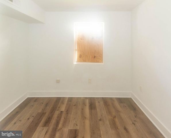 5024 H ST SE, Washington, DC 20019
