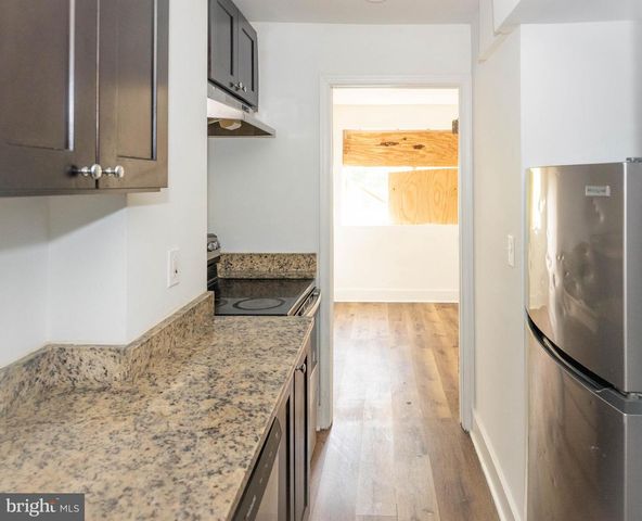5024 H ST SE, Washington, DC 20019
