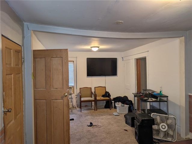 4201 S Benton Avenue, Kansas City, MO 64130