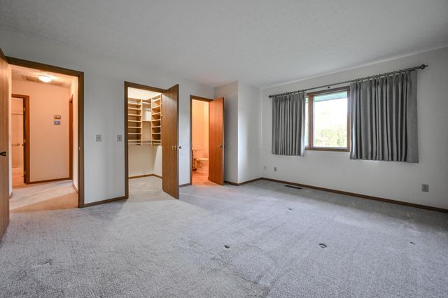 3022 E Brixton Drive E, Springfield, OH 45503