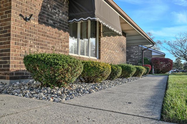 3022 E Brixton Drive E, Springfield, OH 45503