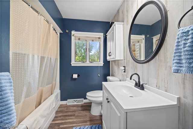 37581 Capel Road, Grafton, OH 44044