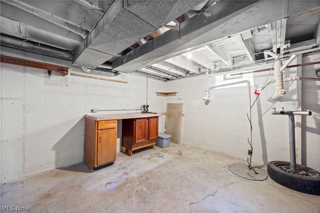 37581 Capel Road, Grafton, OH 44044