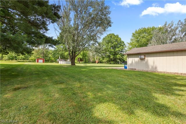 37581 Capel Road, Grafton, OH 44044