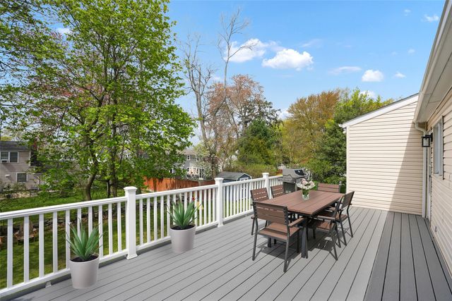 41 Top O The Ridge Drive, Scarsdale, NY 10583