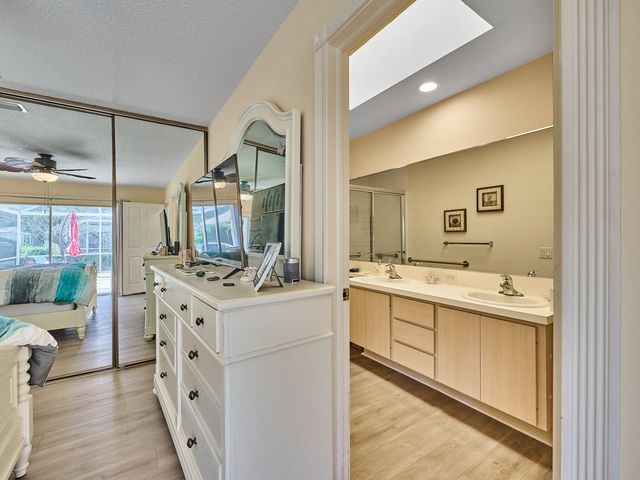 2903 Pin Oak Court, Palm Beach Gardens, FL 33410