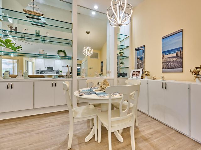 2903 Pin Oak Court, Palm Beach Gardens, FL 33410