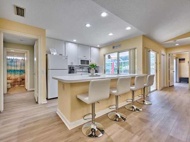 2903 Pin Oak Court, Palm Beach Gardens, FL 33410