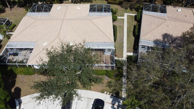 2903 Pin Oak Court, Palm Beach Gardens, FL 33410