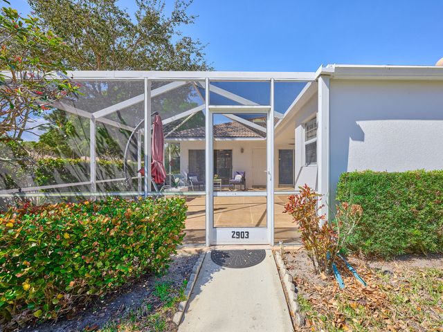 2903 Pin Oak Court, Palm Beach Gardens, FL 33410