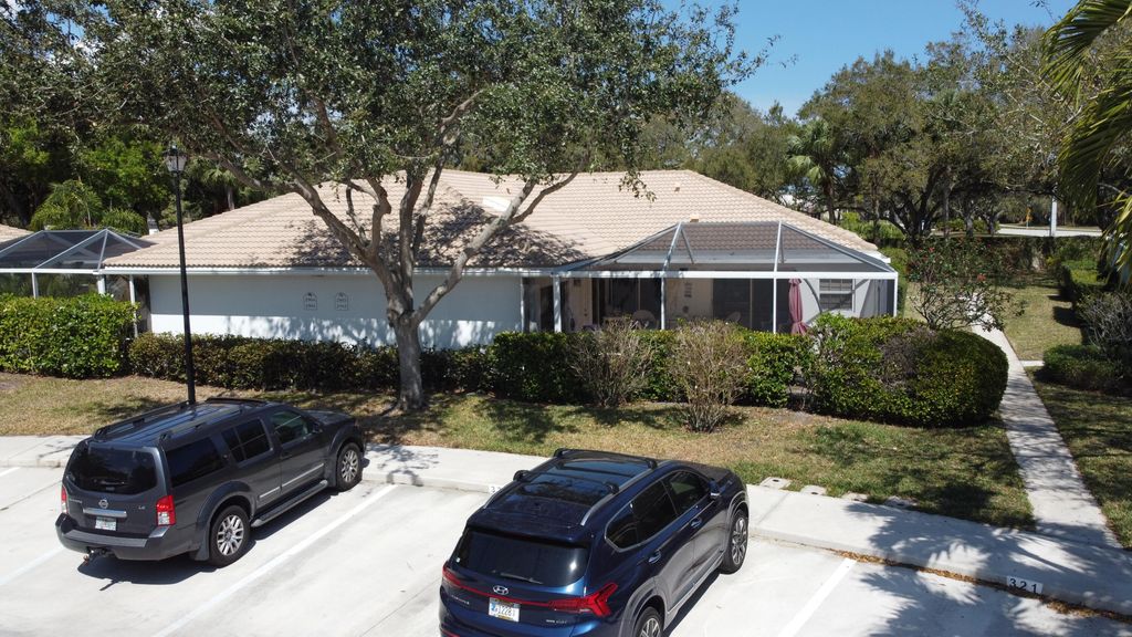 2903 Pin Oak Court, Palm Beach Gardens, FL 33410