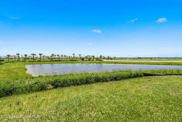 446 Glaspell Circle SE, Palm Bay, FL 32909