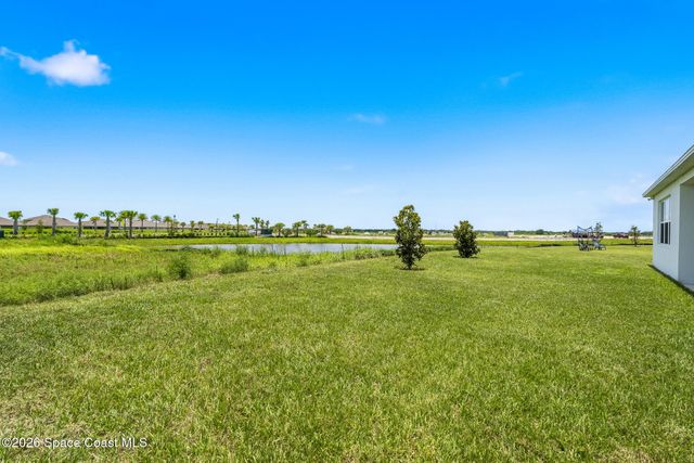446 Glaspell Circle SE, Palm Bay, FL 32909