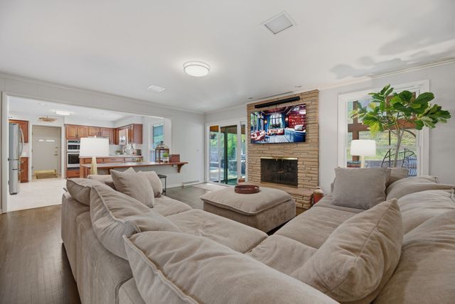 5809 Still Hollow Rd, Nashville, TN 37215