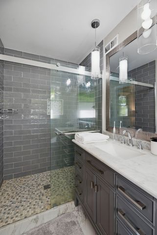 5809 Still Hollow Rd, Nashville, TN 37215