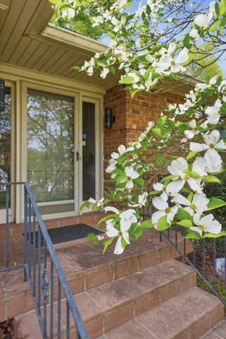 5809 Still Hollow Rd, Nashville, TN 37215