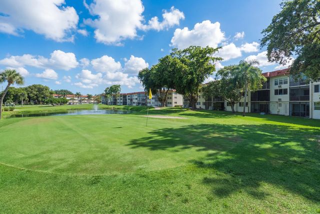 8970 S Hollybrook Boulevard 205, Pembroke Pines, FL 33025