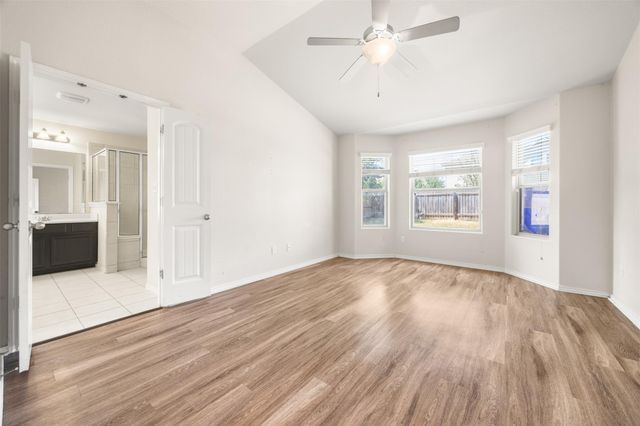 2514 Garlic Creek DR, Buda, TX 78610