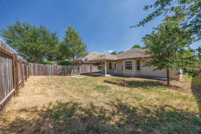 2514 Garlic Creek DR, Buda, TX 78610