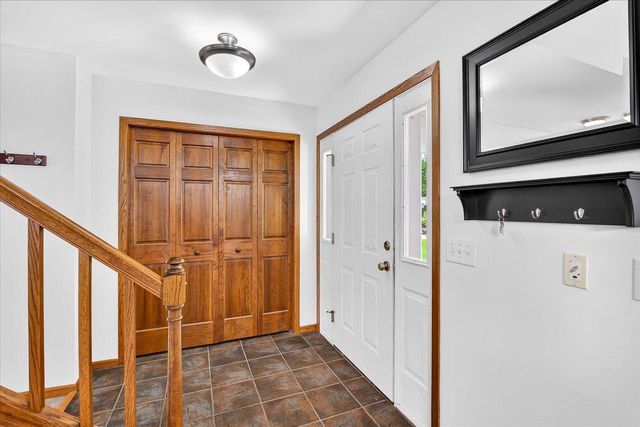 26 Yarrow Circle, Madison, WI 53719