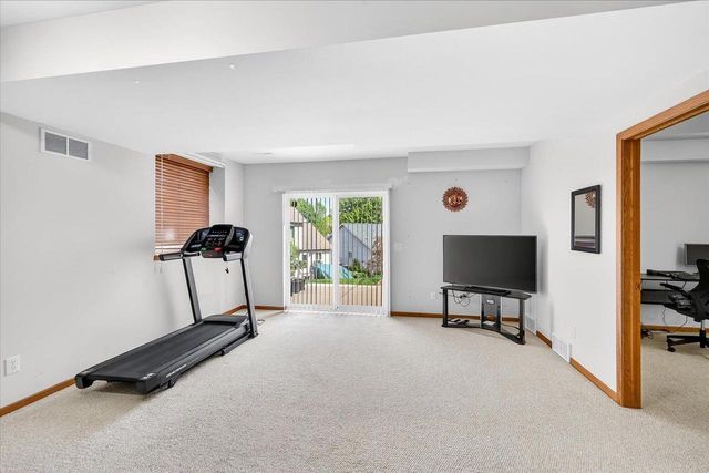 26 Yarrow Circle, Madison, WI 53719