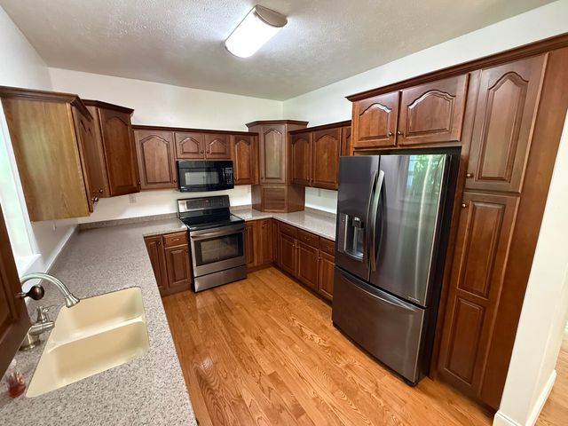 1233 Dog Trot Road, Frenchburg, KY 40322
