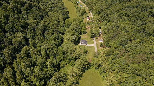 1233 Dog Trot Road, Frenchburg, KY 40322
