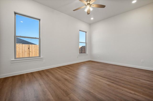 7202 8th Street, Lubbock, TX 79416