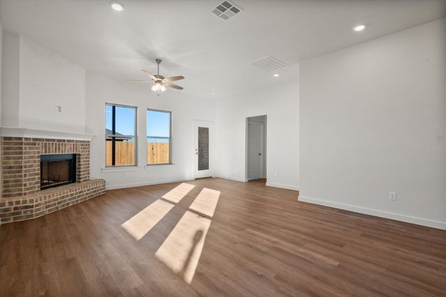 7202 8th Street, Lubbock, TX 79416