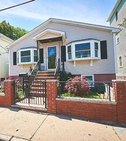 71 Oak St., Somerville, MA 02143