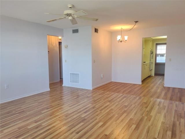 5850 18TH STREET N 23, St Petersburg, FL 33714