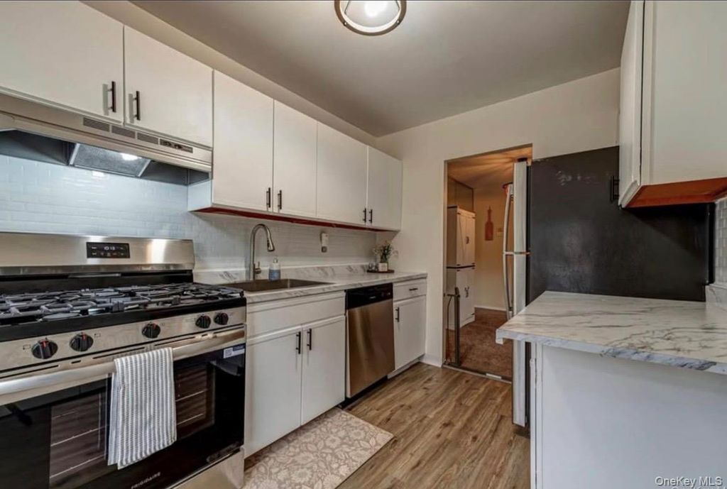 88-20 Parsons Boulevard 3D, Jamaica, NY 11432 — photo 4
