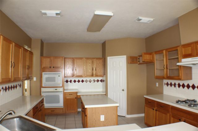 12231 Ashford Park Drive, Sugar Land, TX 77478