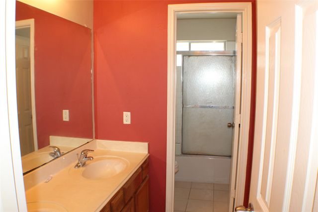12231 Ashford Park Drive, Sugar Land, TX 77478