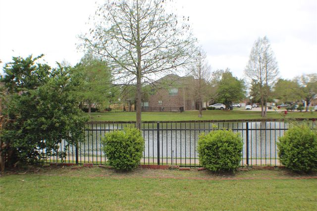 12231 Ashford Park Drive, Sugar Land, TX 77478