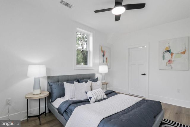 2524 41ST ST NW #1, Washington, DC 20007