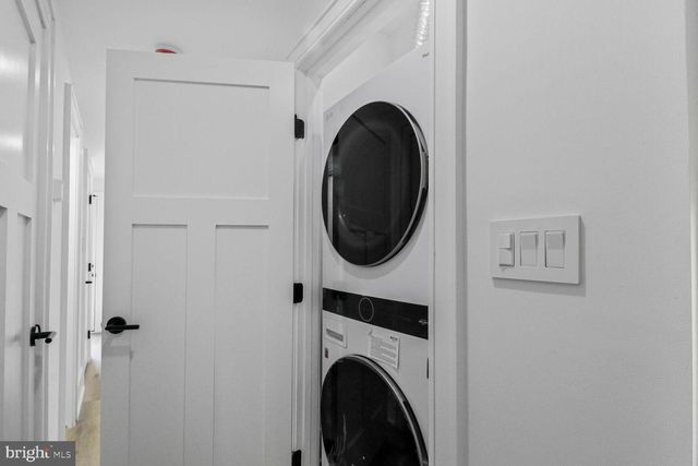 2524 41ST ST NW #1, Washington, DC 20007