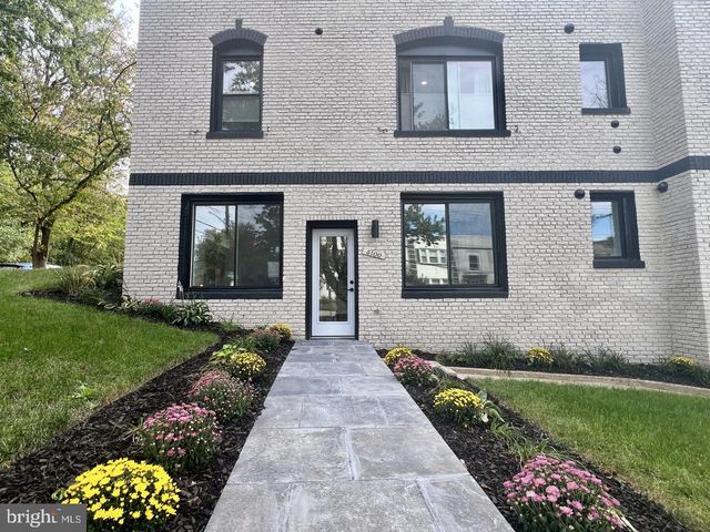 2524 41ST ST NW #1, Washington, DC 20007