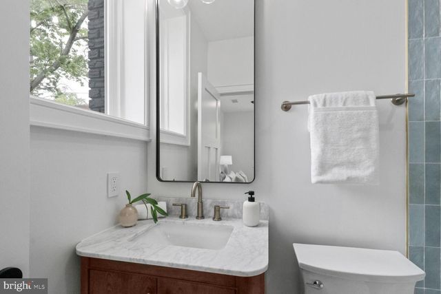 2524 41ST ST NW #1, Washington, DC 20007