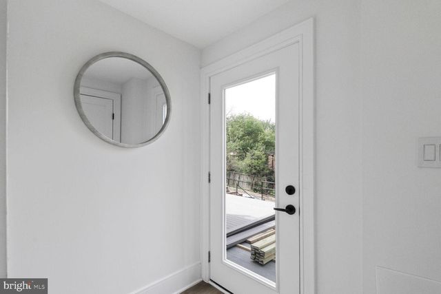 2524 41ST ST NW #1, Washington, DC 20007