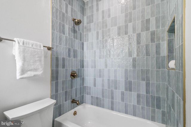 2524 41ST ST NW #1, Washington, DC 20007