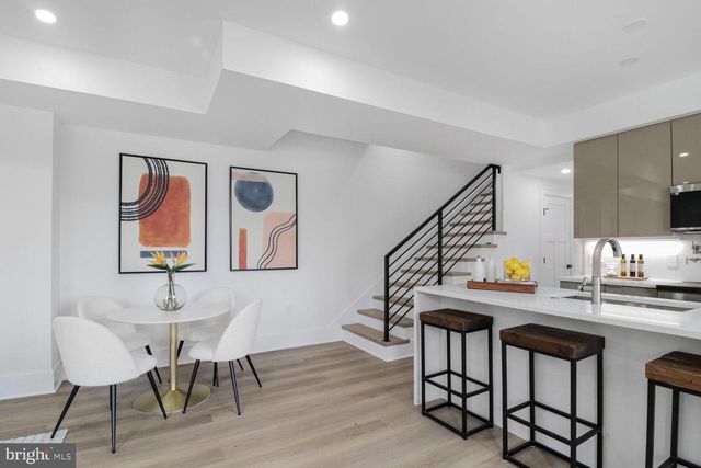 2524 41ST ST NW #1, Washington, DC 20007