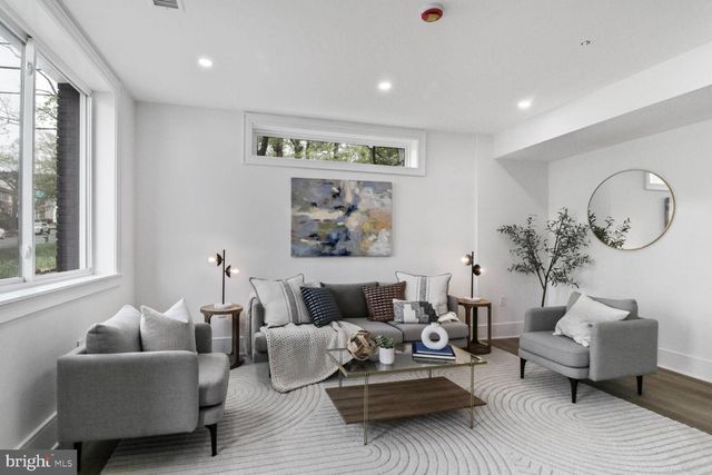 2524 41ST ST NW #1, Washington, DC 20007