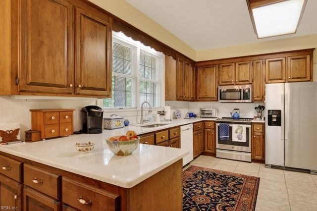1103 Pine Valley DR, Suffolk, VA 23434