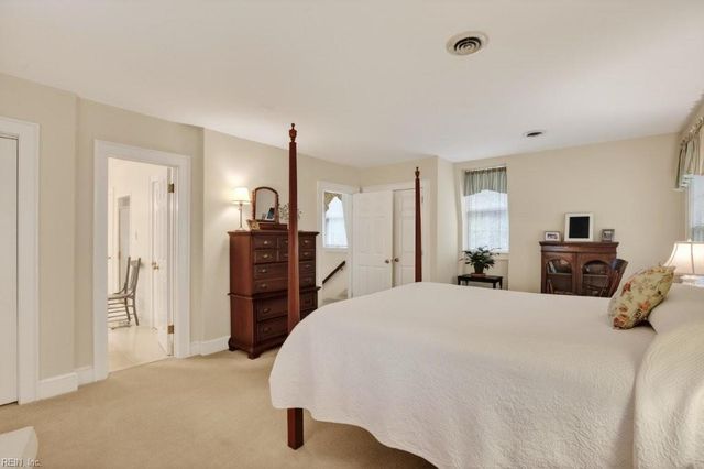 1103 Pine Valley DR, Suffolk, VA 23434