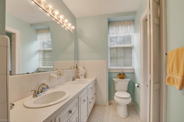 1103 Pine Valley DR, Suffolk, VA 23434