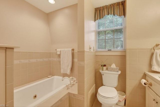 1103 Pine Valley DR, Suffolk, VA 23434