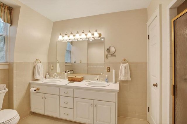 1103 Pine Valley DR, Suffolk, VA 23434